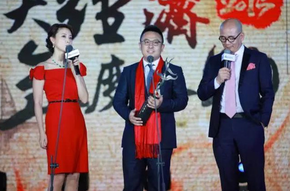 活动频频背后:新浪的荣光与梦想