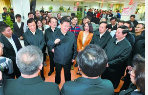 人民日报副总编杜飞进:挺起新闻舆论工作精神脊梁