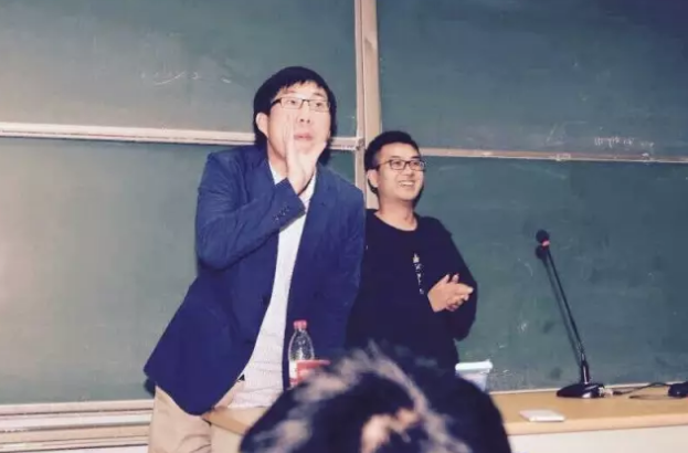 曹林| 报考季再妄评各高校新闻系的气质
