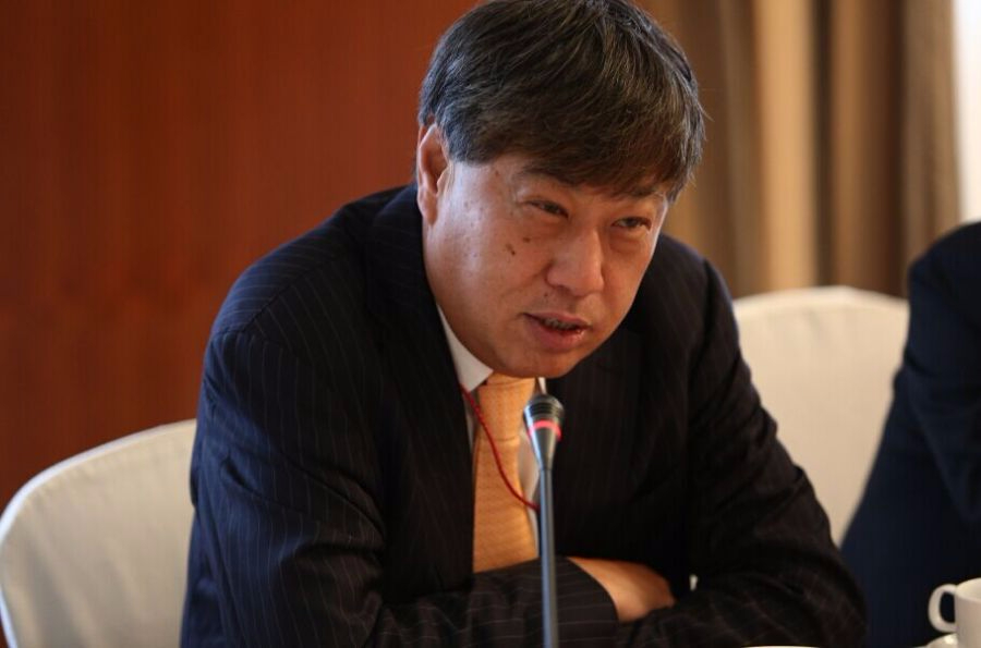 王波明辞任财讯传媒执行董事兼董事会主席