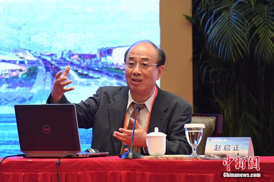 赵启正妙解“中国故事”：原生态苹果不要做成果酱