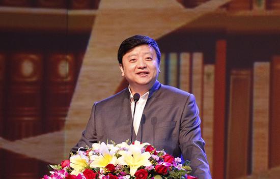 王巍再次出任《南方周末》总编辑