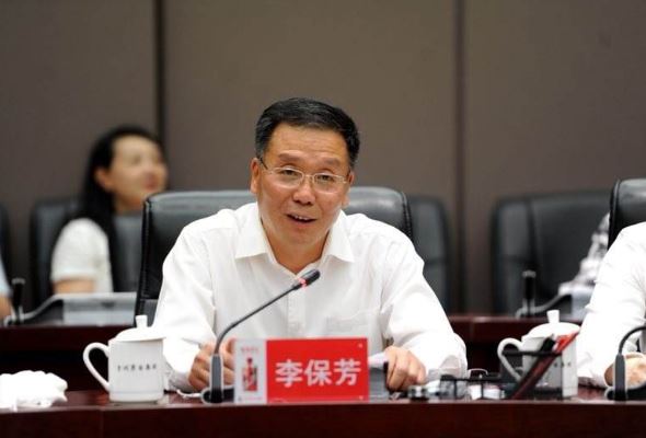 人民日报社社长李宝善与茅台董事长李保芳一行交流座谈