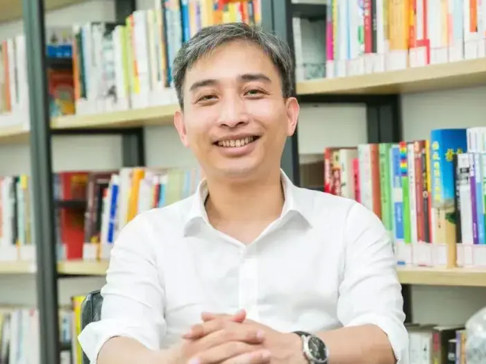 阿里智能周晓鹏：智能眼镜必将改变智能手机